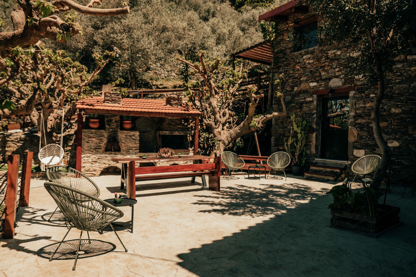 Αυλή και φύση στο Elafonisi Couples Retreat